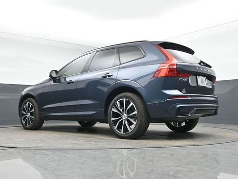 Used 2025 Volvo XC60 B5 Plus w/ Protection Package Premier image 38