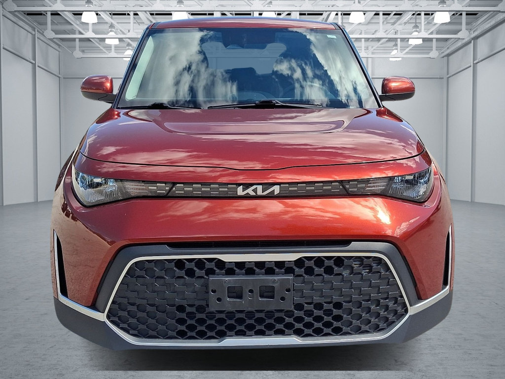 Used 2024 Kia Soul LX w/ LX Technology Package FWD image 7