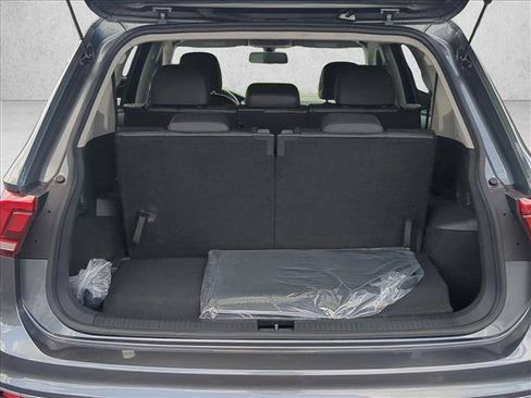 Used 2020 Volkswagen Tiguan S FWD image 6