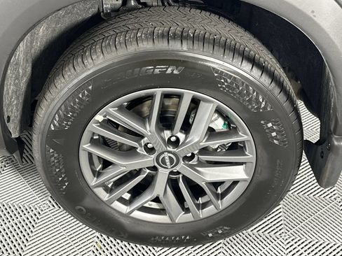 Certified 2026 Nissan Rogue S FWD image 10