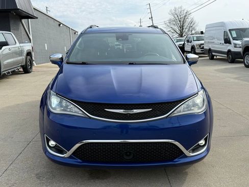 Used 2019 Chrysler Pacifica Limited w/ Advanced Safetytec Group image 22