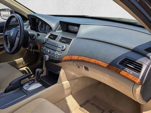 Used 2011 Honda Accord EX image 20