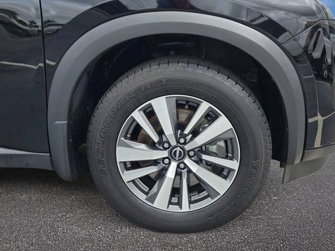 Used 2024 Nissan Pathfinder SL w/ Cargo Package FWD image 4