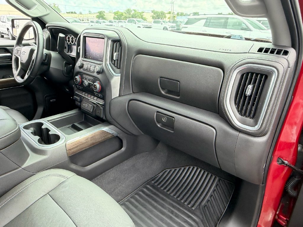 Used 2019 Chevrolet Silverado 1500 RST RWD image 18