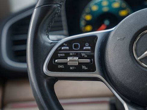 Used 2021 Mercedes-Benz GLE 350 image 28