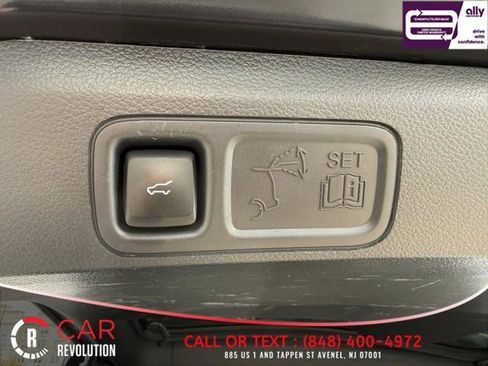 Used 2024 Ford Expedition Max Limited image 10