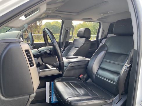 Used 2019 GMC Sierra 2500 Denali w/ Duramax Plus Package image 25