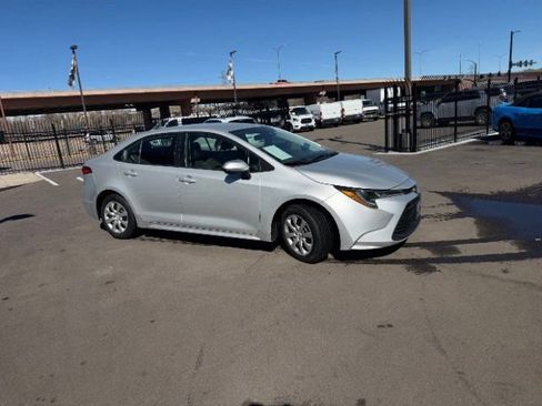 Used 2023 Toyota Corolla LE FWD image 21