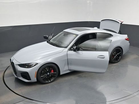 Used 2024 BMW M440i Coupe w/ Premium Package RWD image 20