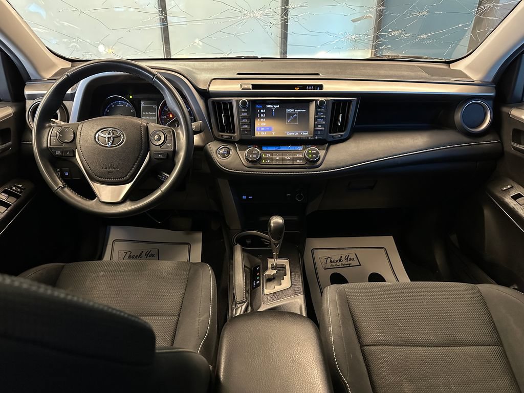 Used 2018 Toyota RAV4 Adventure AWD/4WD image 9