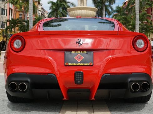 Used 2016 Ferrari F12 Berlinetta image 39