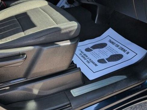 Used 2020 Chevrolet Silverado 1500 LT image 11