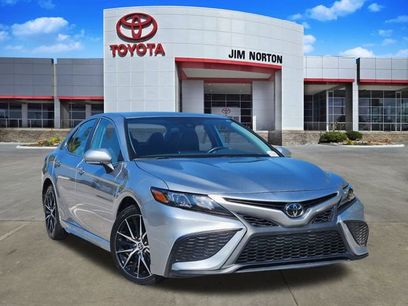 Used 2024 Toyota Camry SE