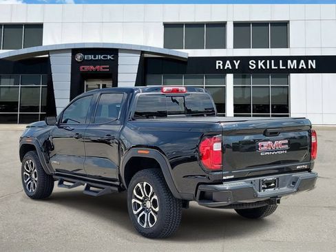 Used 2024 GMC Canyon AT4 w/ AT4 Premium Package AWD/4WD image 4