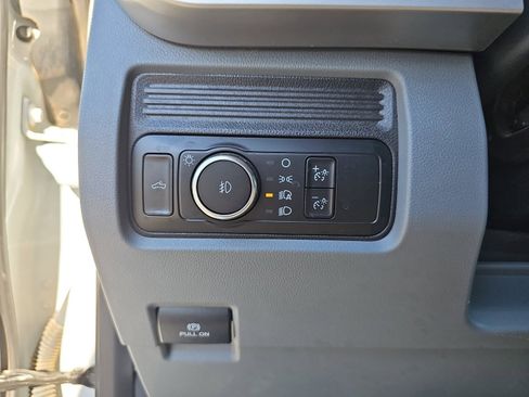 Used 2023 Ford F250 XLT w/ FX4 Off-Road Package image 26