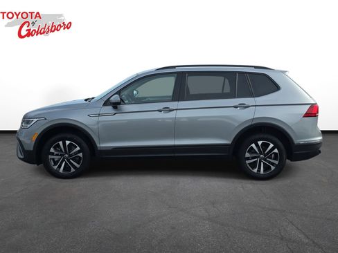 Used 2024 Volkswagen Tiguan S image 8