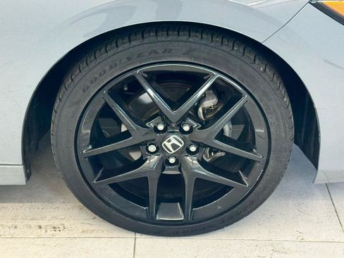 Used 2025 Honda Civic Sport image 34