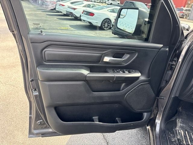 Used 2020 RAM 1500 Tradesman AWD/4WD image 15