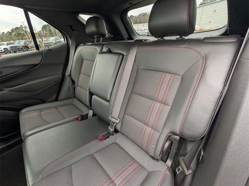 Used 2023 Chevrolet Equinox RS image 25