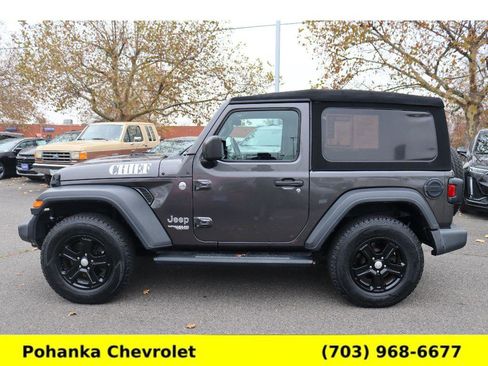 Used 2018 Jeep Wrangler Sport image 4