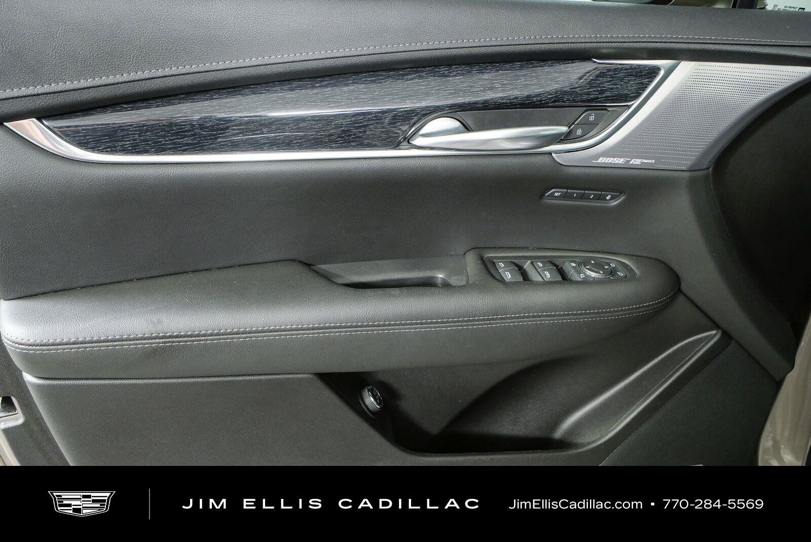 Used 2023 Cadillac XT5 Premium Luxury w/ Technology Package FWD image 6