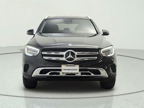 Used 2022 Mercedes-Benz GLC 300 image 2