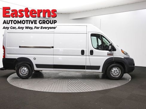 Used 2016 RAM ProMaster 2500 FWD image 4