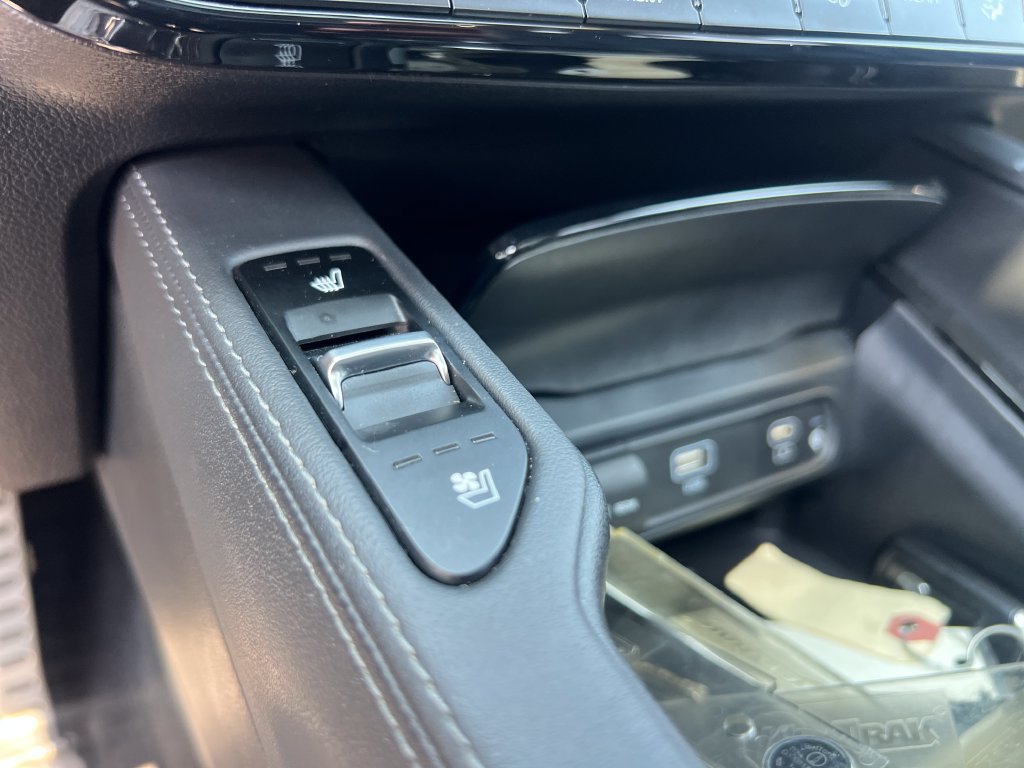 Certified 2023 Kia Telluride SX Prestige AWD/4WD image 22