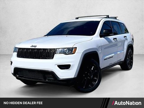 Used 2017 Jeep Grand Cherokee Limited RWD image 1