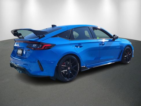 Used 2023 Honda Civic Type R image 7