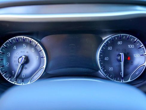 New 2026 Chrysler Voyager LX image 17