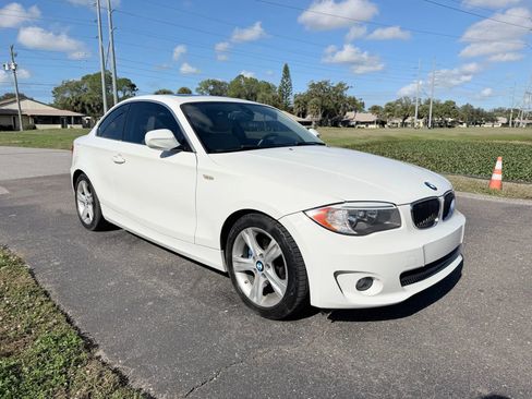 Used 2012 BMW 128i Coupe image 2