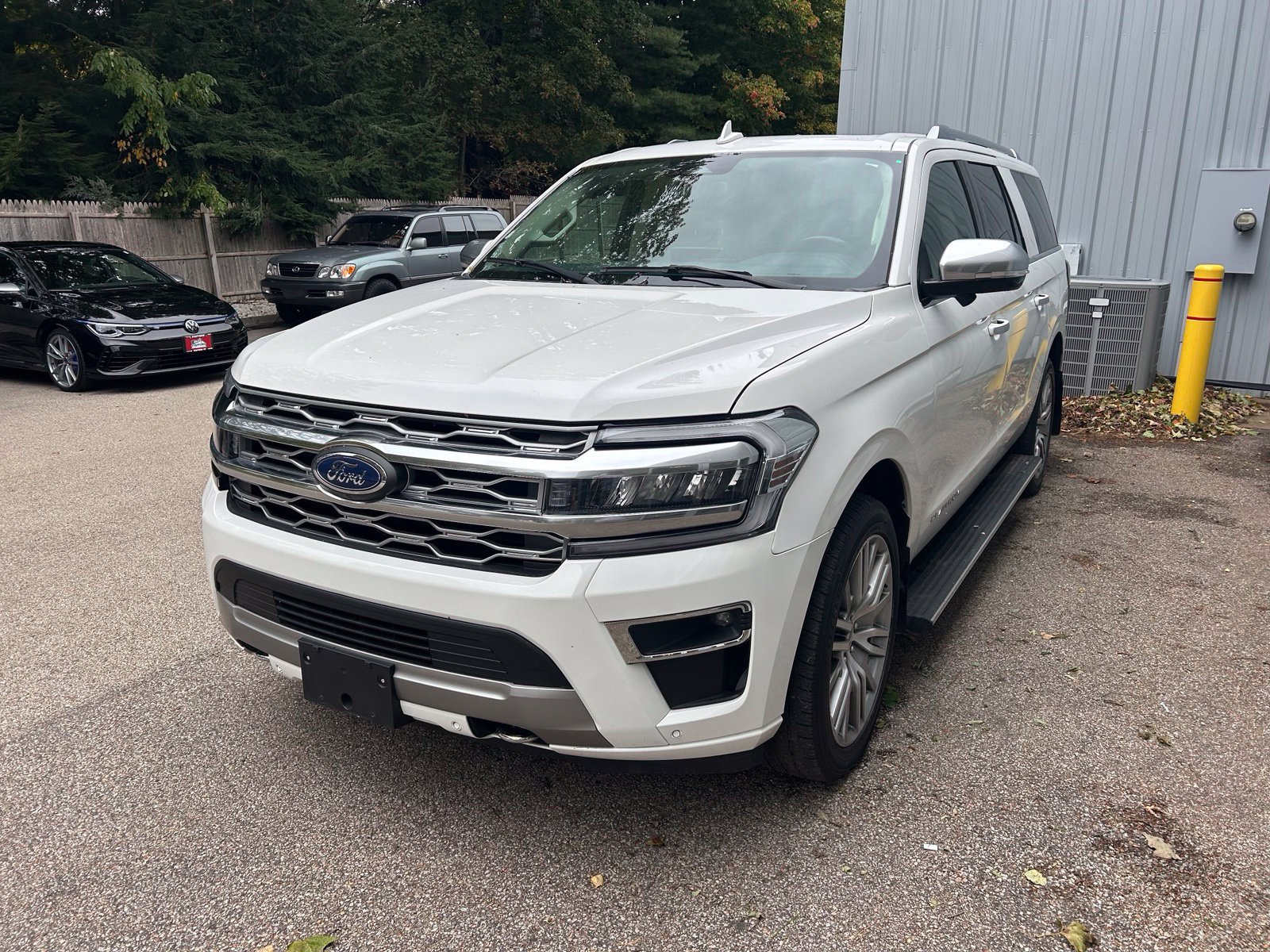Used 2022 Ford Expedition Max Platinum AWD/4WD image 11