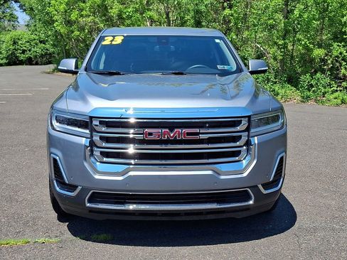 Certified 2023 GMC Acadia SLE FWD image 2