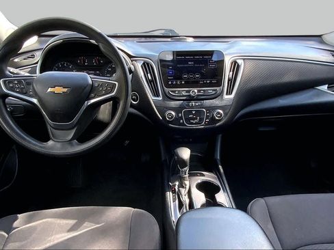 Used 2022 Chevrolet Malibu LS w/ Driver Confidence Package II FWD image 16