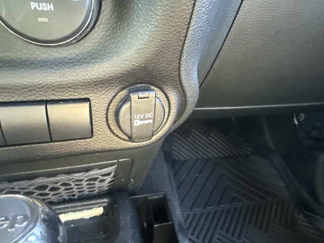 Used 2017 Jeep Wrangler Sport w/ Quick Order Package 24S AWD/4WD image 27