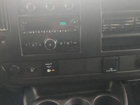 Used 2021 GMC Savana 2500 w/ Driver Convenience Package image 16