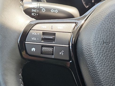 Used 2024 Honda CR-V EX-L image 21