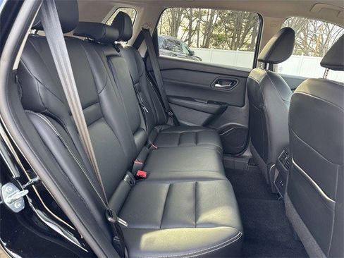 Used 2024 Nissan Rogue SL image 30