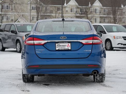 Used 2018 Ford Fusion S image 4