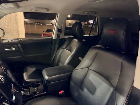 Used 2021 Toyota 4Runner TRD Off-Road Premium image 7