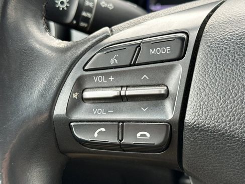 Used 2019 Hyundai Kona SEL image 36