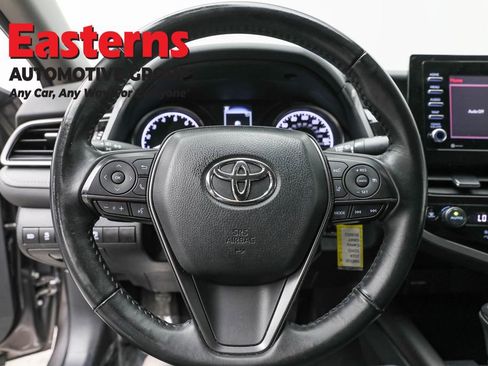 Used 2024 Toyota Camry SE image 10