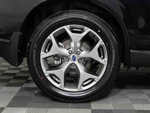 Used 2017 Subaru Forester 2.5i Touring image 40