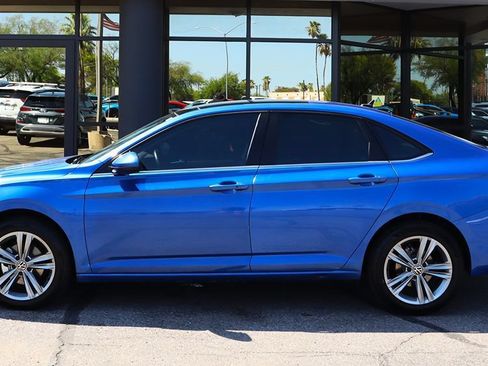 Used 2022 Volkswagen Jetta SE FWD image 9