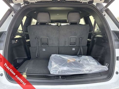 New 2025 Jeep Grand Cherokee L Limited w/ Black Appearance Package image 38