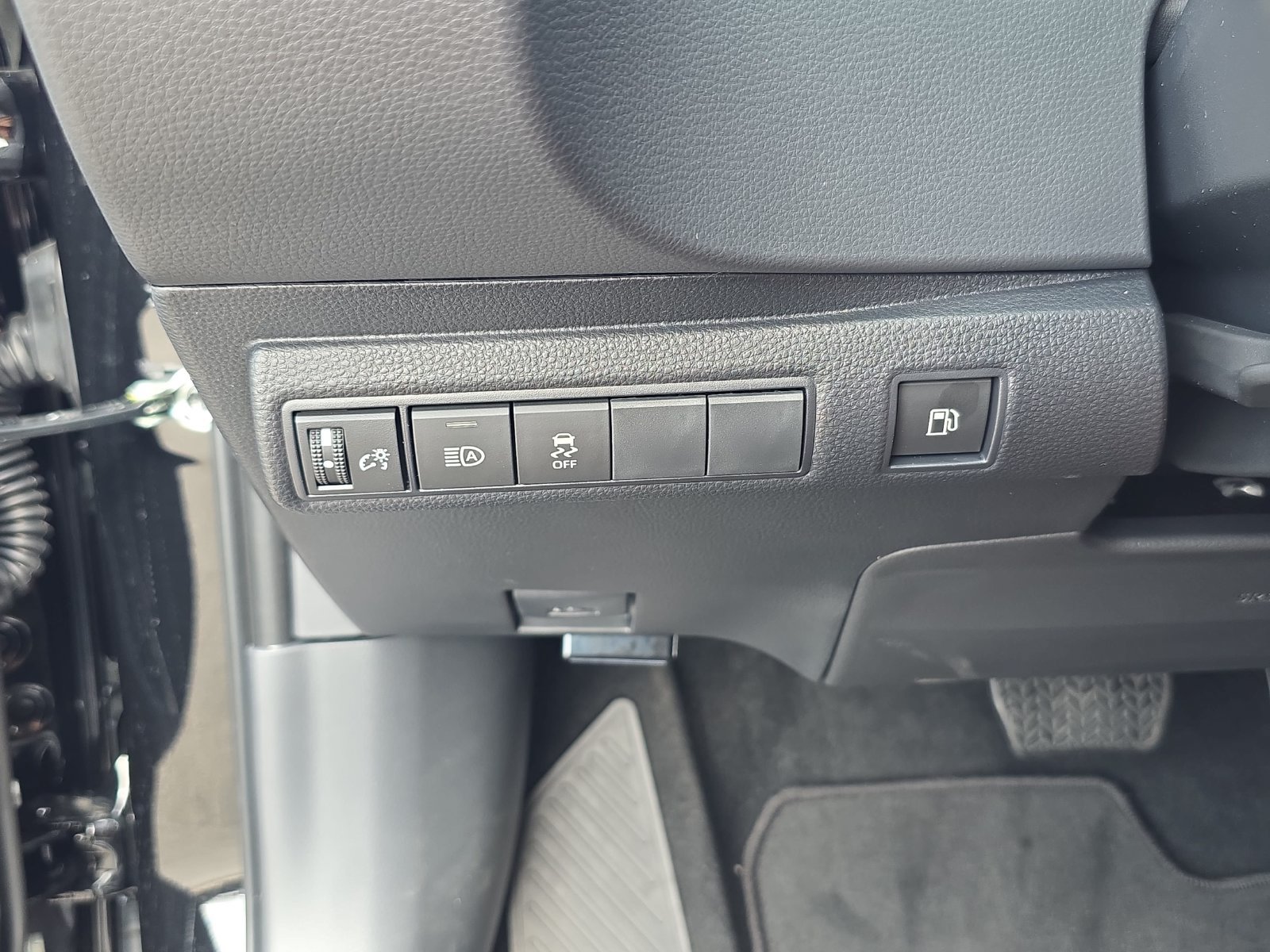 New 2027 Toyota Corolla SE w/ SE Premium Package FWD image 22