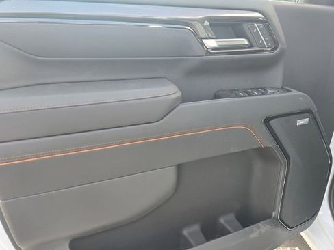 New 2026 GMC Sierra 2500 AT4 w/ AT4 Premium Plus Package image 19