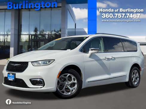 Used 2021 Chrysler Pacifica Limited w/ Premium & Safety Sphere Group AWD/4WD image 1