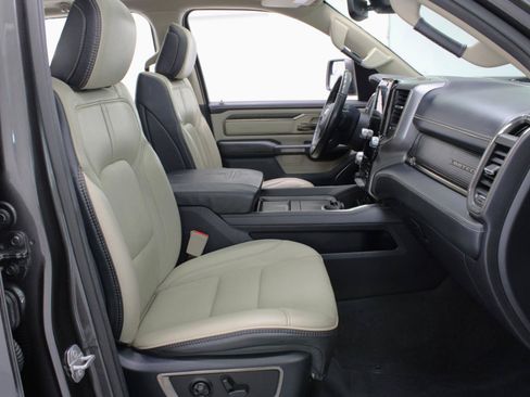 Used 2019 RAM 1500 Limited w/ Advanced Safety Group AWD/4WD image 53